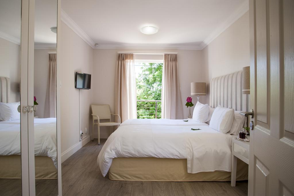 סטלנבוש Albarosa Guest House מראה חיצוני תמונה