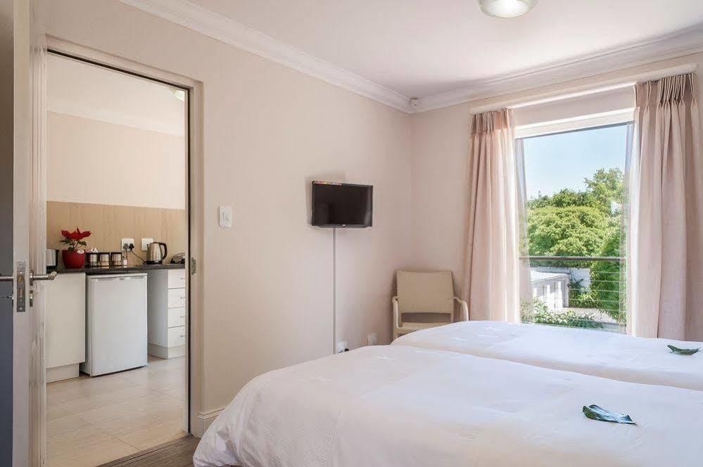 סטלנבוש Albarosa Guest House מראה חיצוני תמונה
